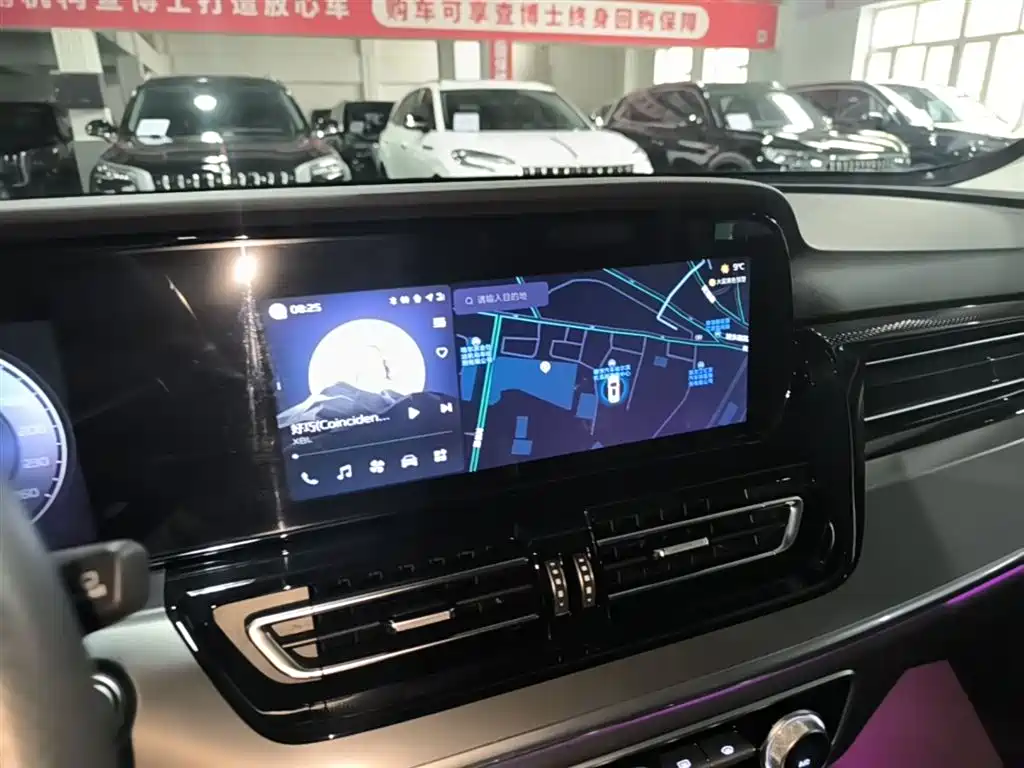 Hongqi HS5 2023 2.0T Flag Enjoy Pro Edition фото 13