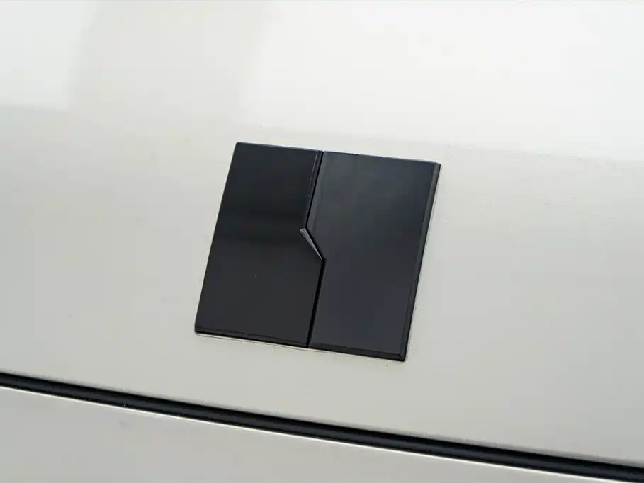 Lynk & Co 900 2025 2.0T Ultra фото 9