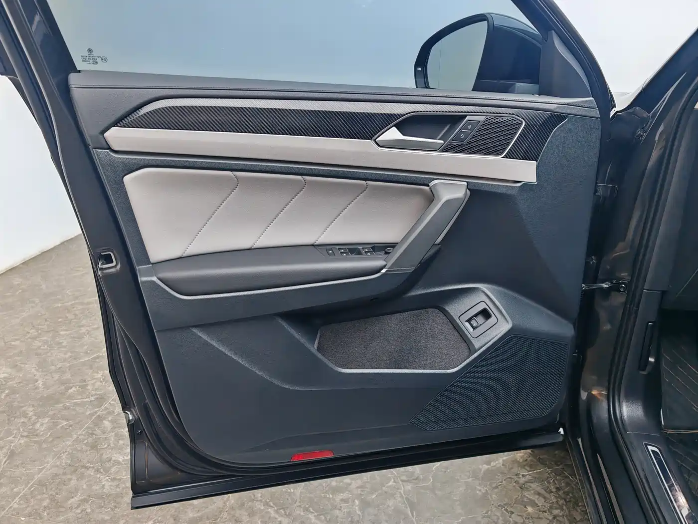 Volkswagen Tayron 2024 300TSI 2WD Luxury Plus Advanced фото 25