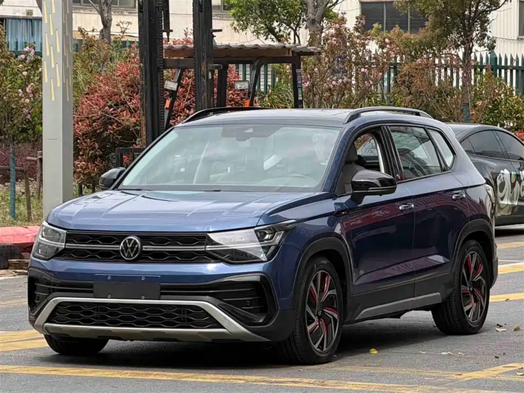 Volkswagen Tharu 2023 330TSI 4WD Moon Premium Edition