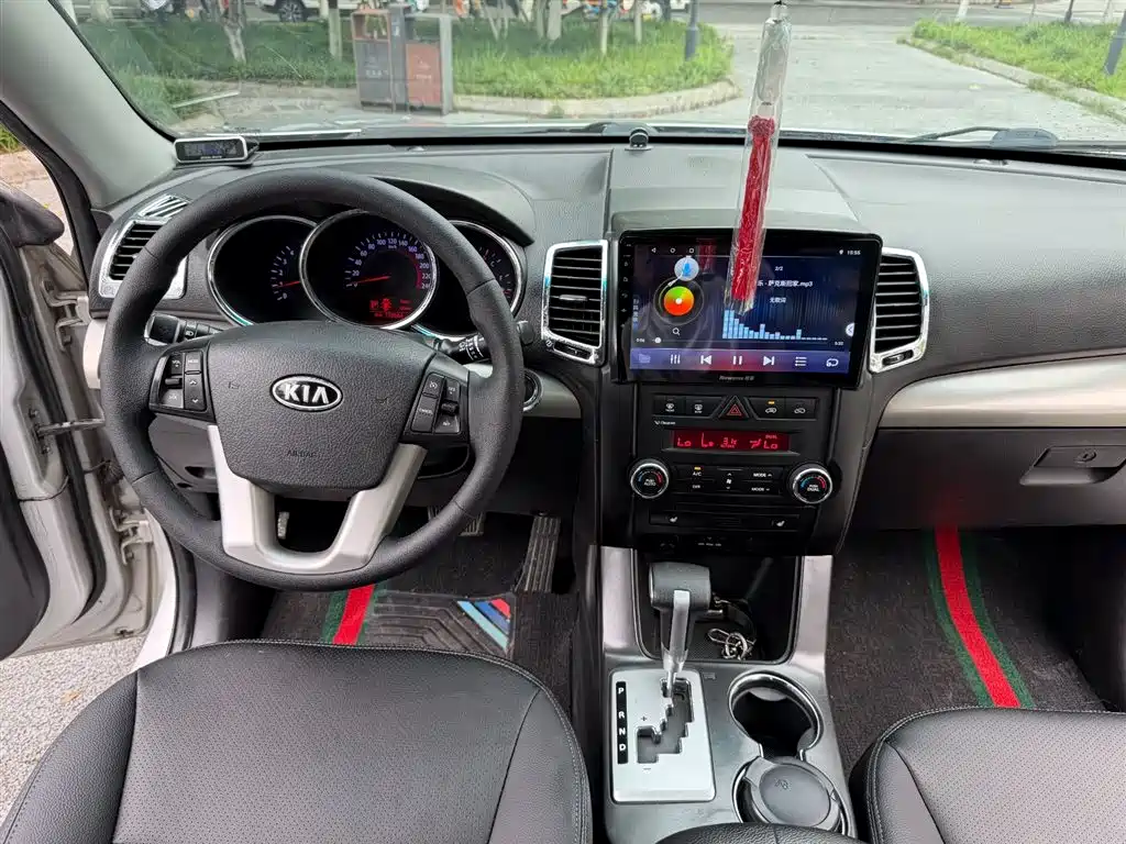 Kia Sorento 2012 2.2T Diesel Luxury Edition фото 15
