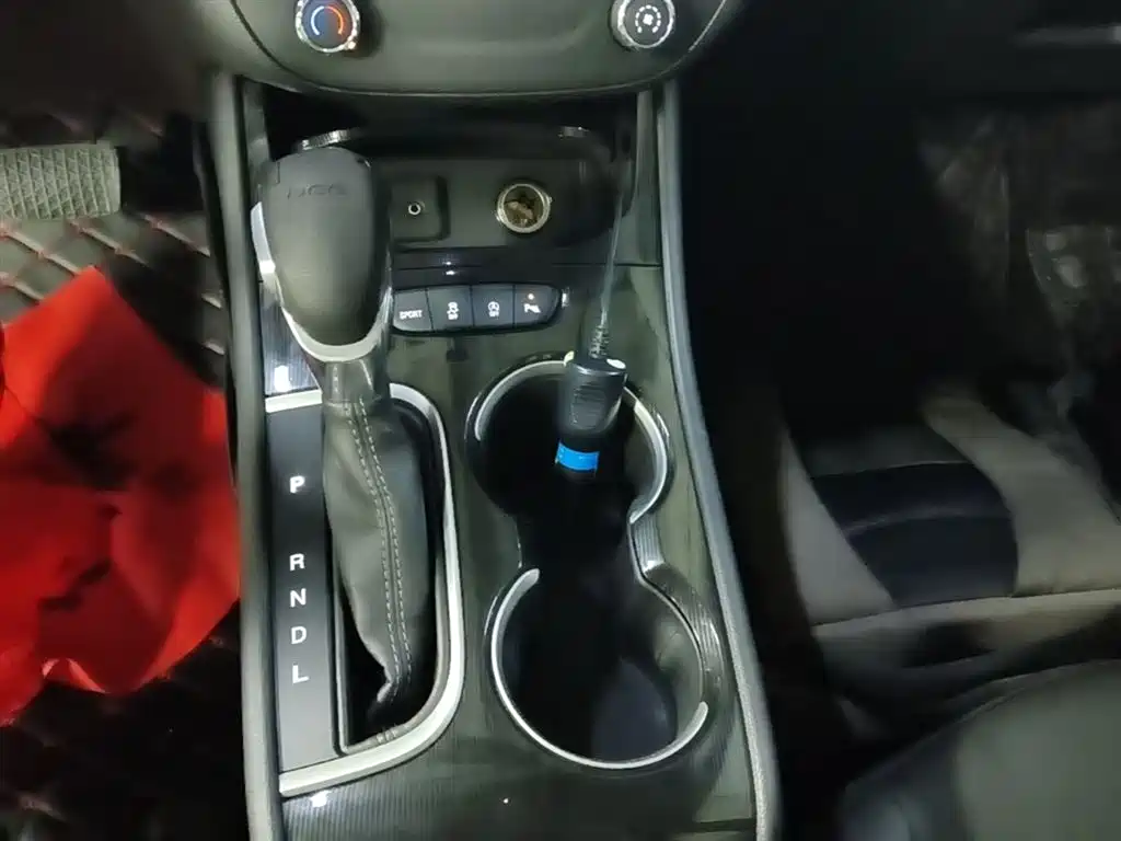 Buick Verano 2015 Sedan 20T Dual-clutch Leading фото 14
