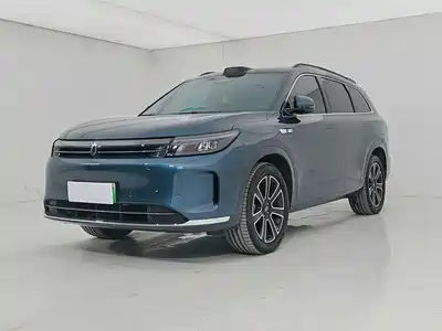 AITO M7