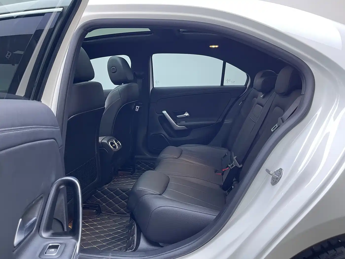 MERCEDES-BENZ A CLASS