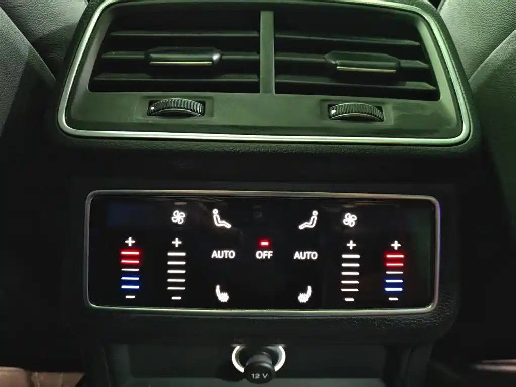 Audi A6L 2019 45 TFSI quattro Exclusive Dynamic фото 13