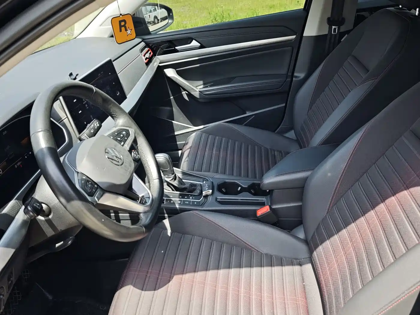 Volkswagen Lavida 2023 280TSI DSG Starlight Comfort Edition фото 6