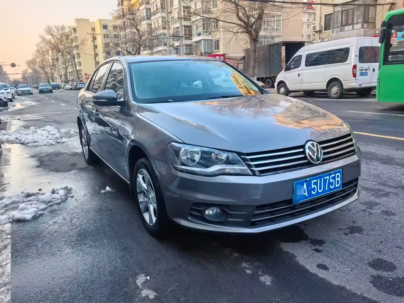 Volkswagen Bora 2013 1.6L Manual Comfort Model фото 3