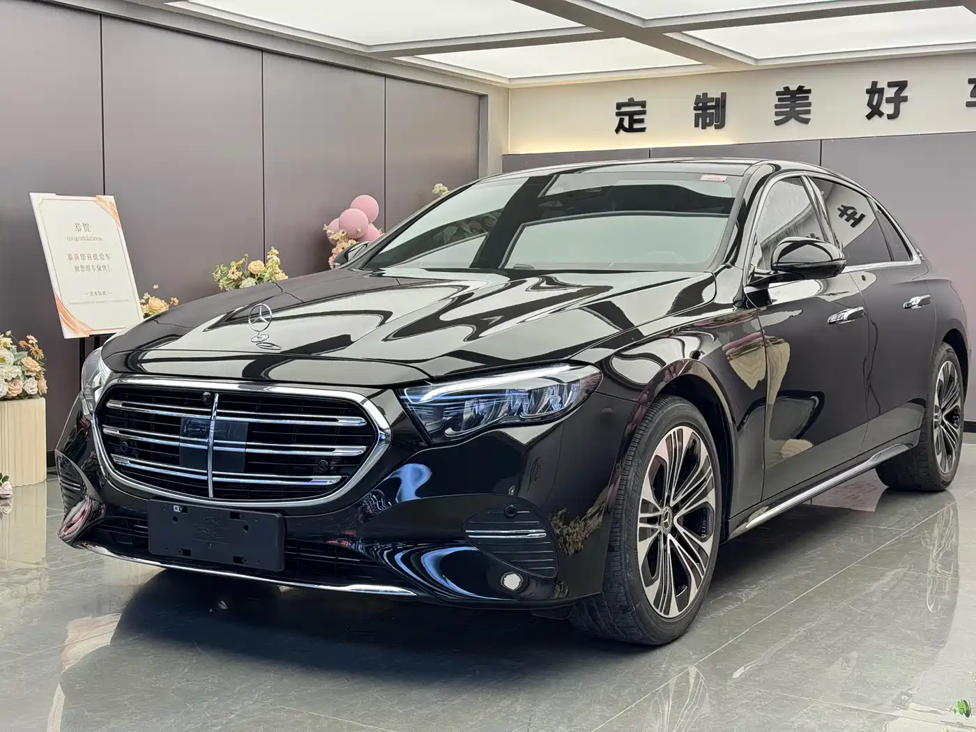 Mercedes-Benz E-Class 2025 E 300 L Luxury