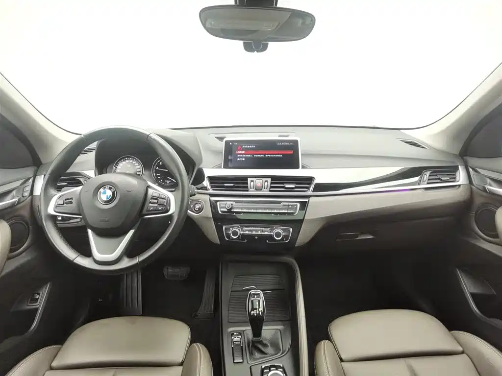 BMW X1 2020 sDrive20Li Fashion Model фото 5