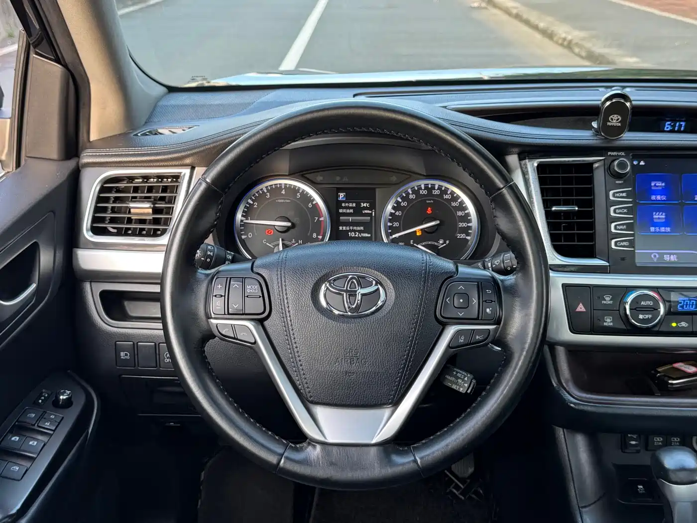 Toyota Highlander 2018 2.0T 4WD Luxury 7-seater (China V) фото 14