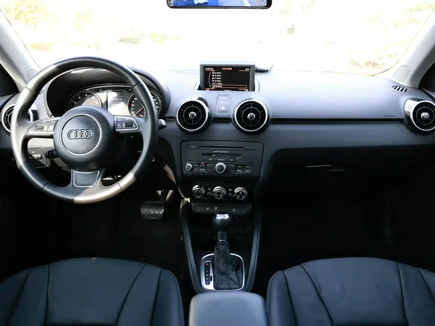 Audi A1 2013 2014 30 TFSI Comfort