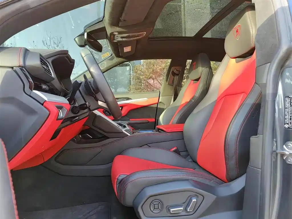 Lamborghini Urus 2018 4.0T V8 фото 6