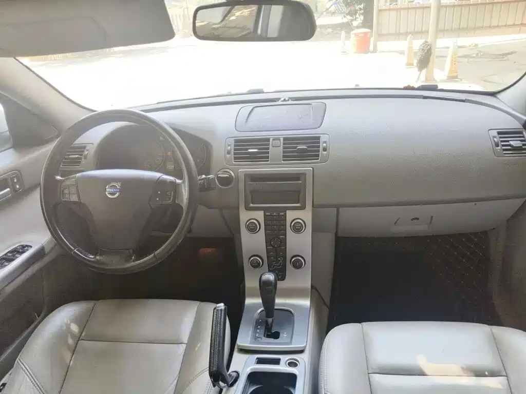 Volvo S40 2009 2007 2.4i Elegance Edition