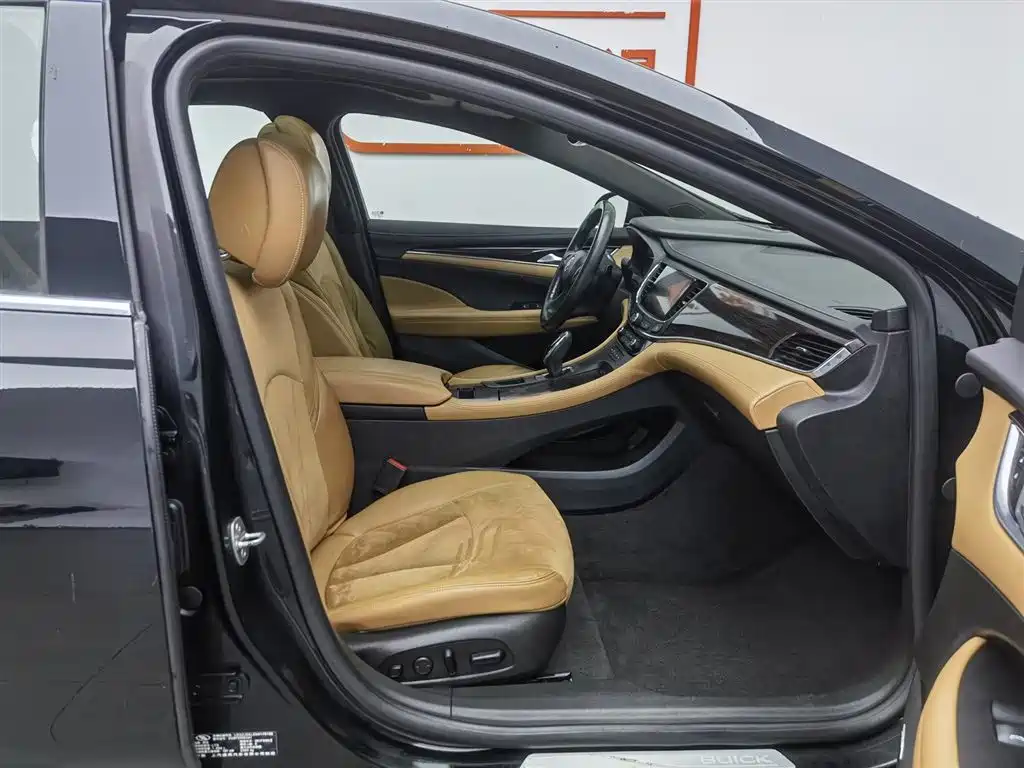 Buick LaCrosse 2016 Model 28T Luxury фото 23