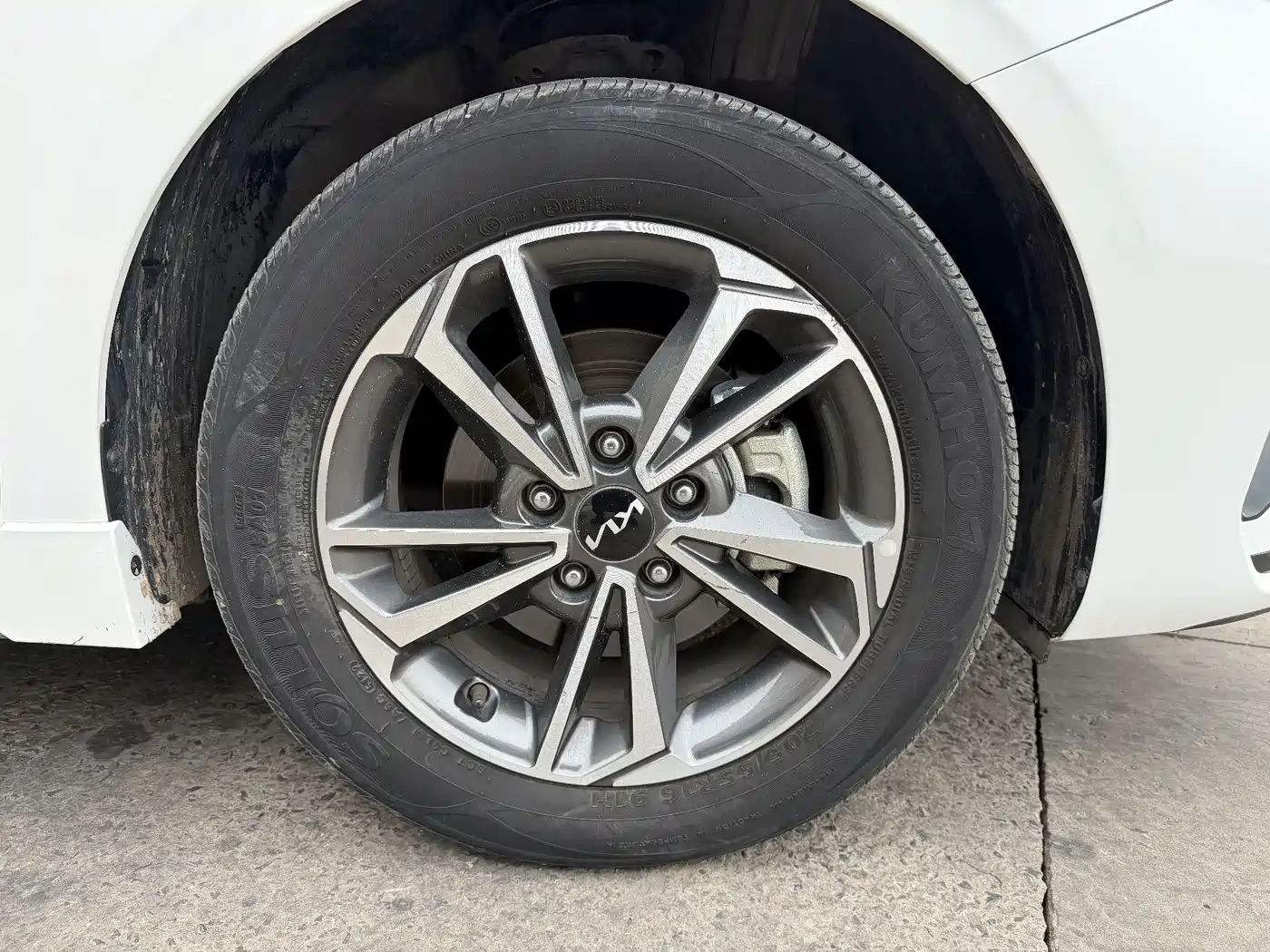 Kia K3 2023 1.4T DCT Premium Edition фото 9