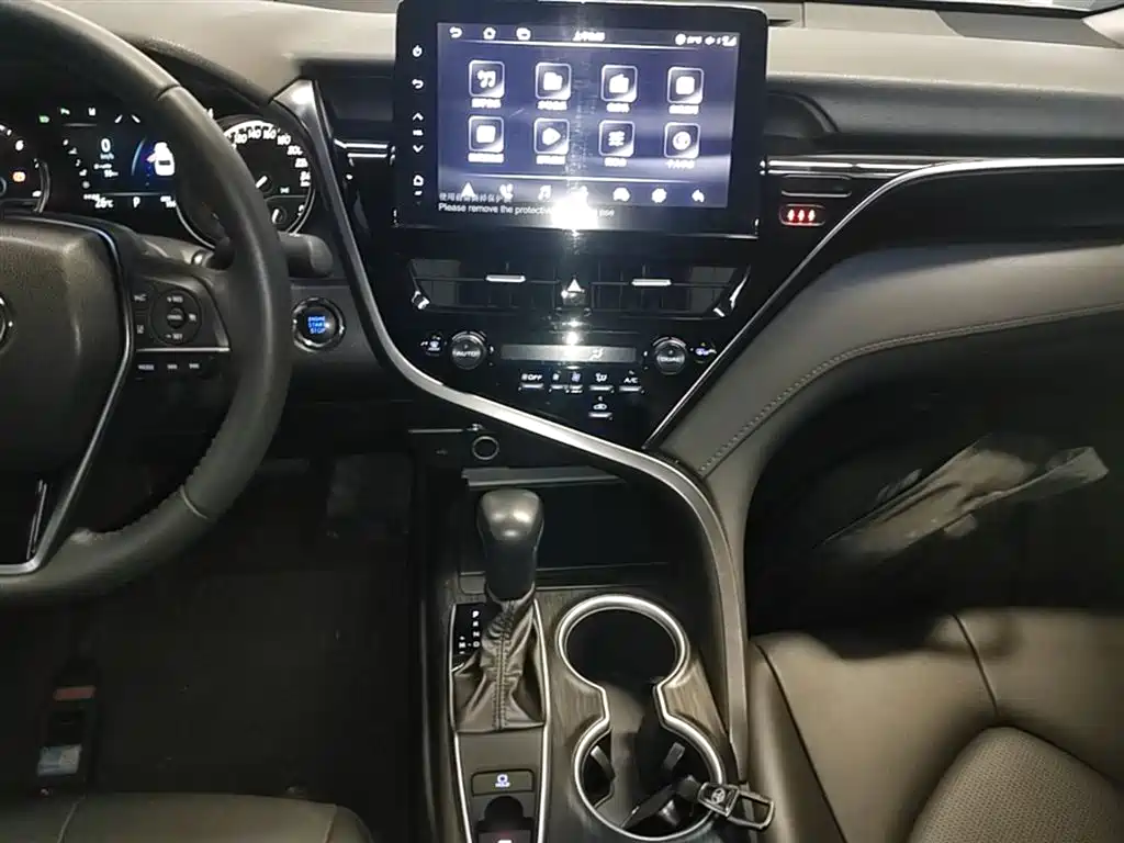 Toyota Camry 2023 2.0G Luxury Edition фото 13
