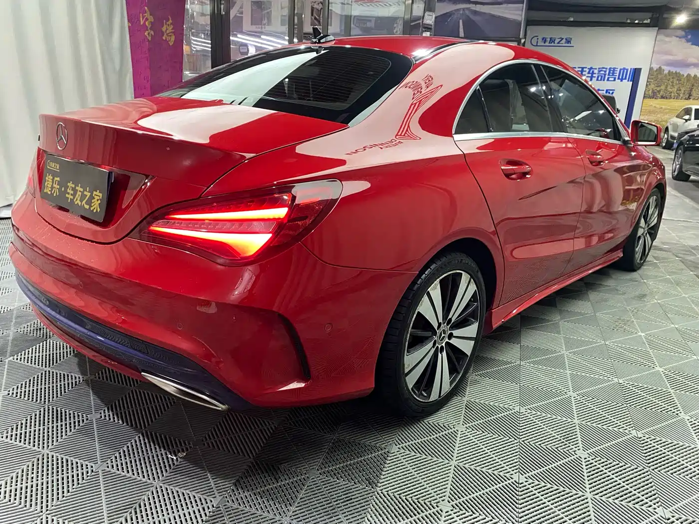 Mercedes-Benz CLA (Import) 2017 Facelift CLA 200 Style фото 7