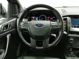 Фото 11 - Ford Everest