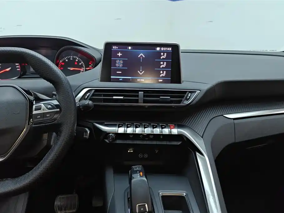 Peugeot 4008 2018 350THP Comfort Edition фото 13