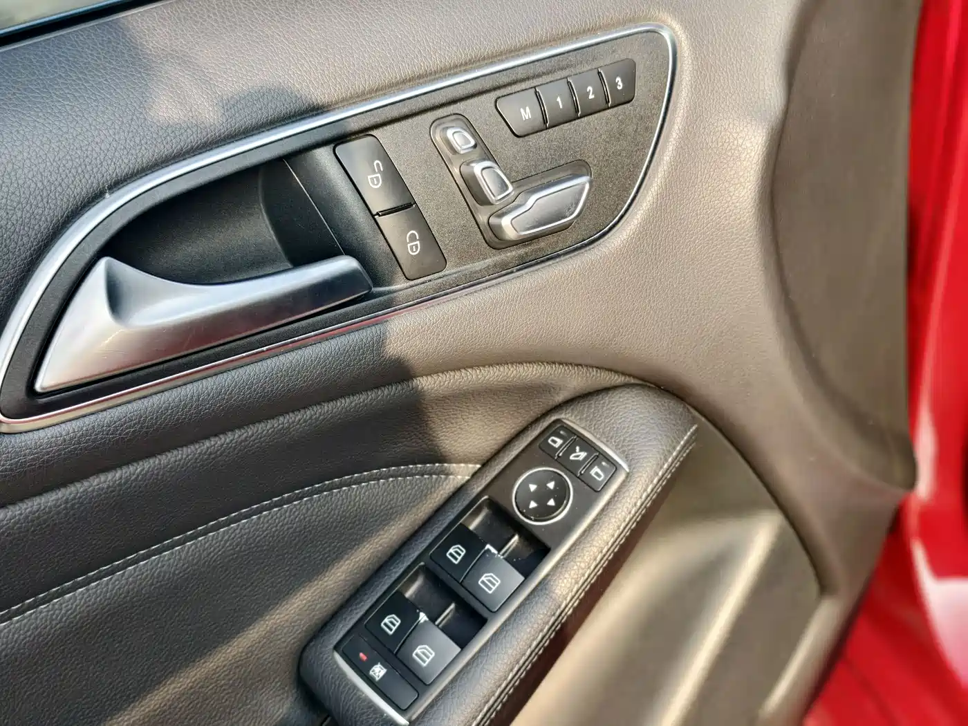 Mercedes-Benz B-Class 2017 B 200 Luxury фото 25