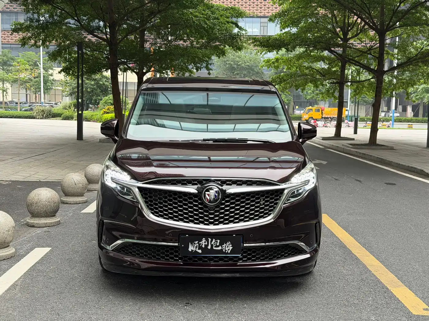 Buick GL8 2022 Avenir Avia 6-Seater Virtue Edition фото 2