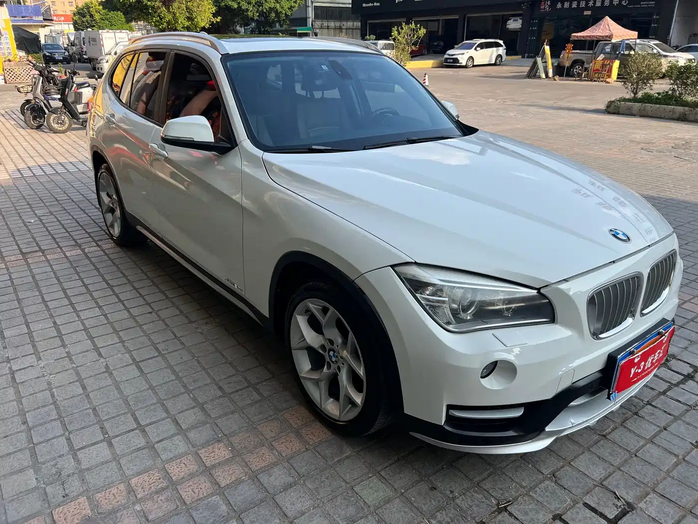 BMW X1 2014 Model sDrive20i X Design Package фото 3