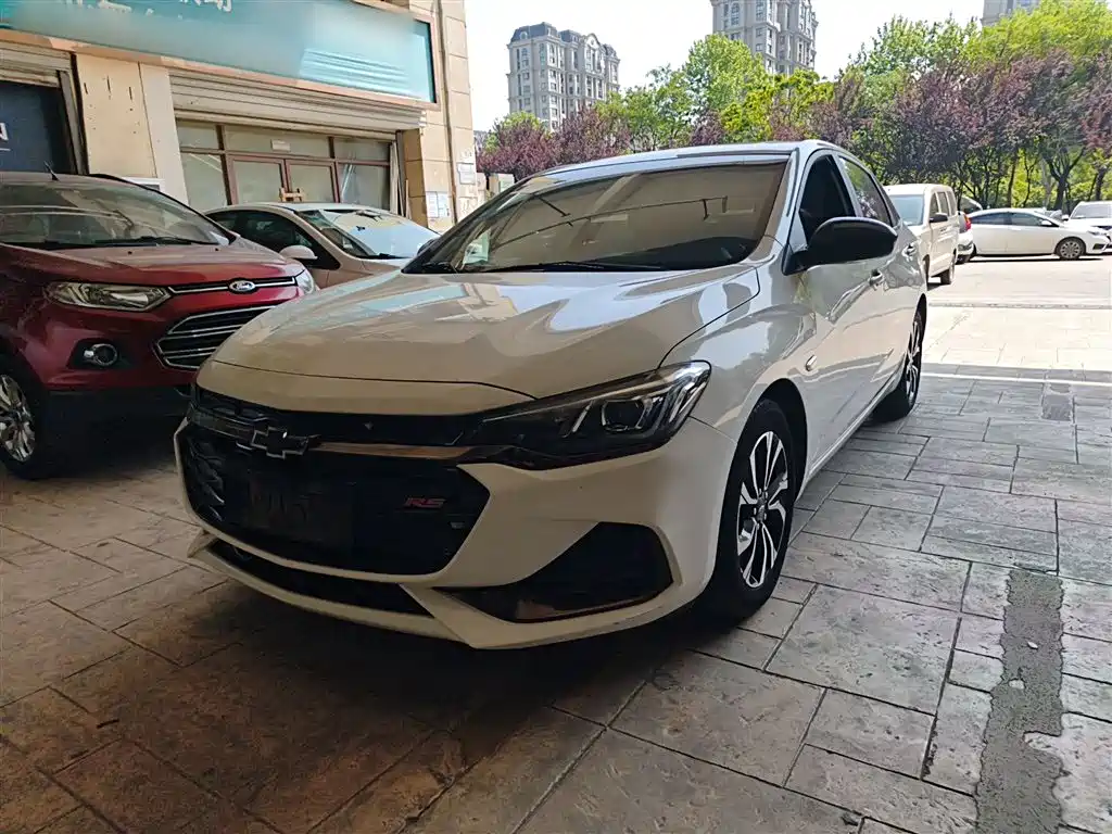 Chevrolet Monza 2019 RS 330T Auto Smooth Edition China VI