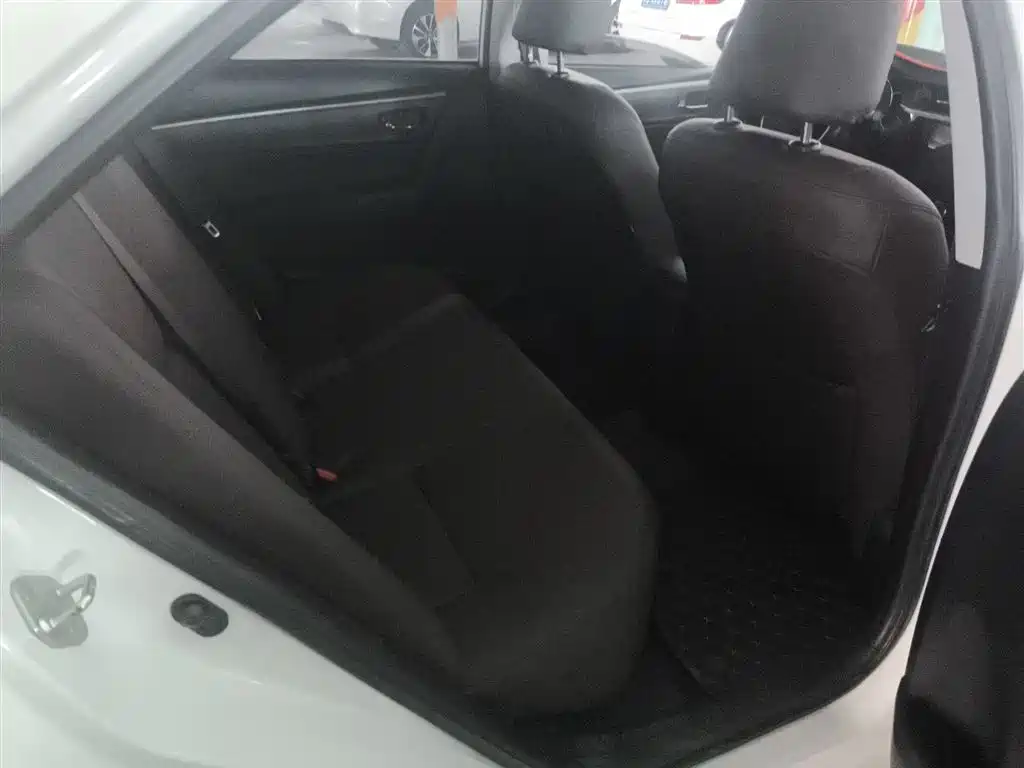 Toyota Levin 2016 1.6G CVT Elite Edition фото 2