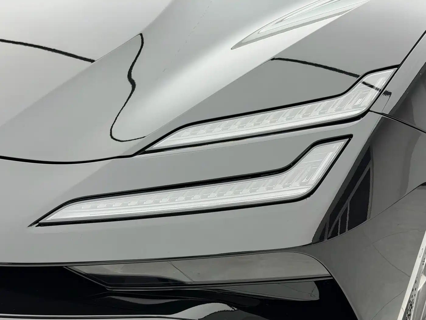 Lotus Emeya 2025 2025 600 Luxury