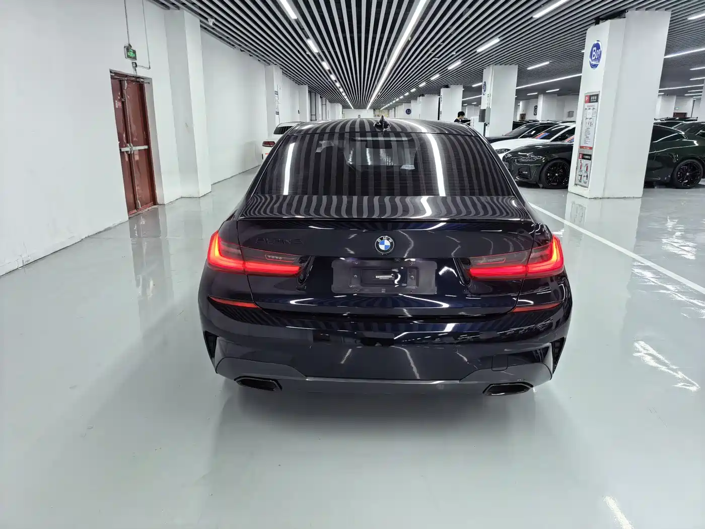 BMW 3 Series 2022 325Li M Sport Package фото 17