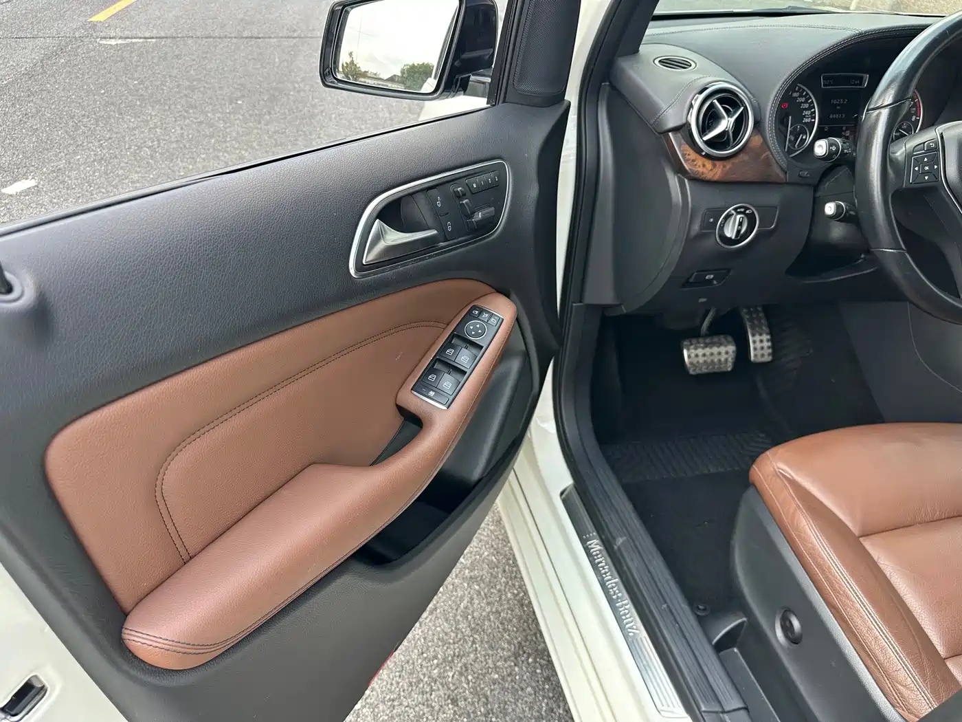 Mercedes-Benz B-Class 2013 2012 B 200