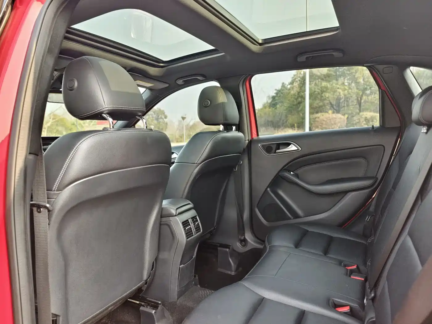 Mercedes-Benz B-Class 2017 B 200 Luxury фото 18