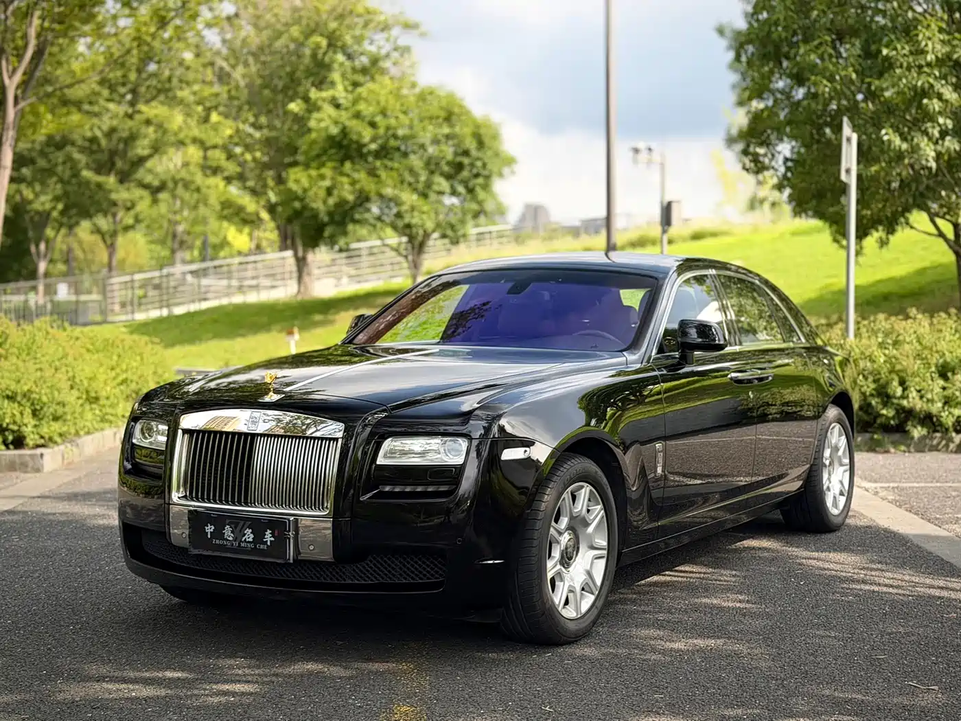 Rolls-Royce Ghost 2012 2010 Model 6.6T Standard