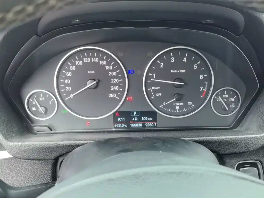 Photo 12 - BMW 3 Series