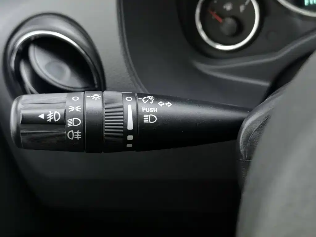 Jeep Compass (Import) 2013 2013 2.0L FWD Luxury