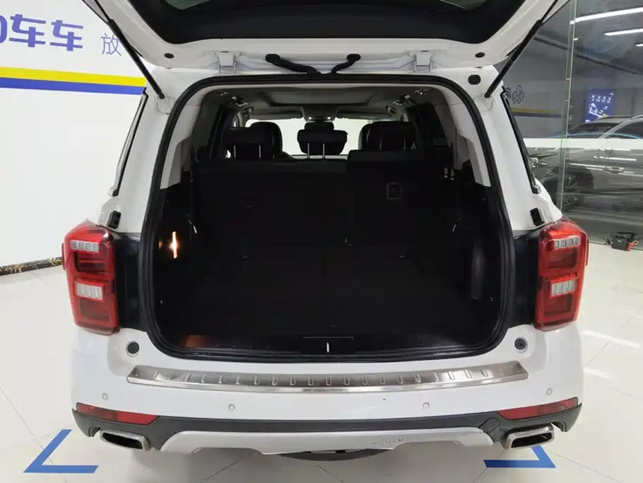 GAC Trumpchi Trumpchi GS8 2017 2017 320T 2WD Luxury Smart Connect (7-seater)