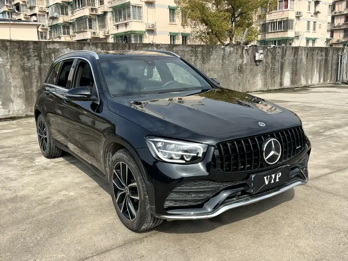 Mercedes-Benz GLC 2022 Model GLC 260 L 4MATIC Luxury Edition фото 3