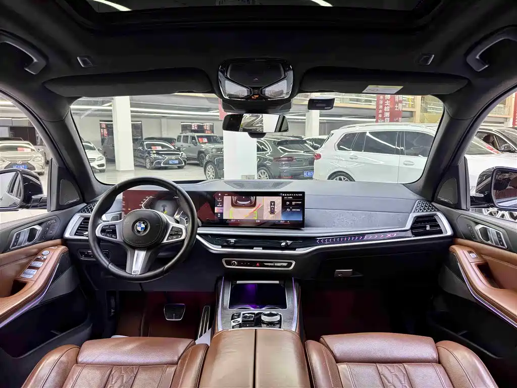 BMW X7 2023 xDrive40i Exclusive M Sport Package фото 9