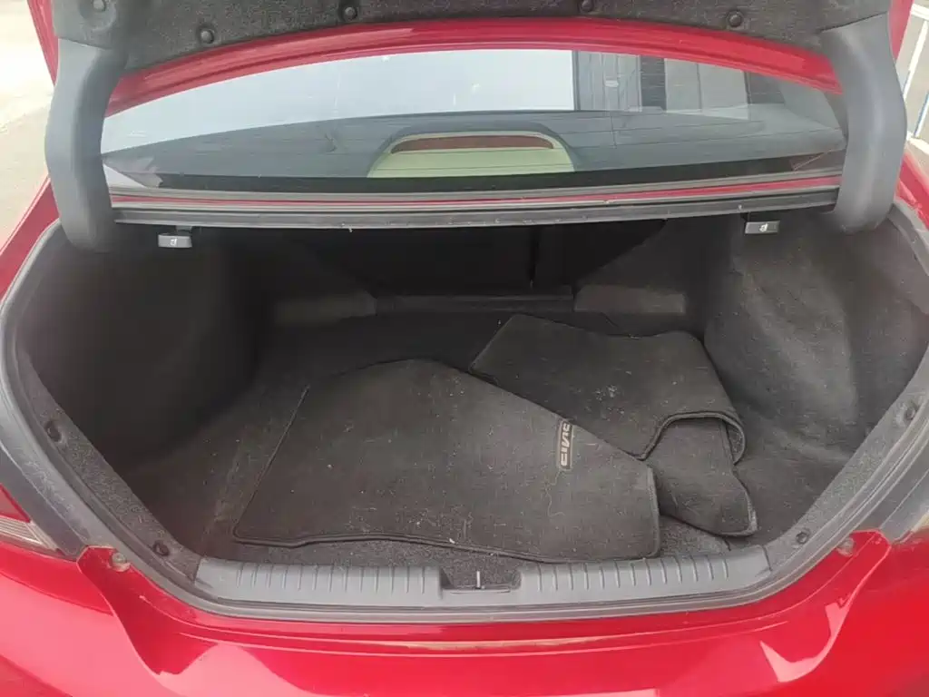 Photo 19 - Honda Civic