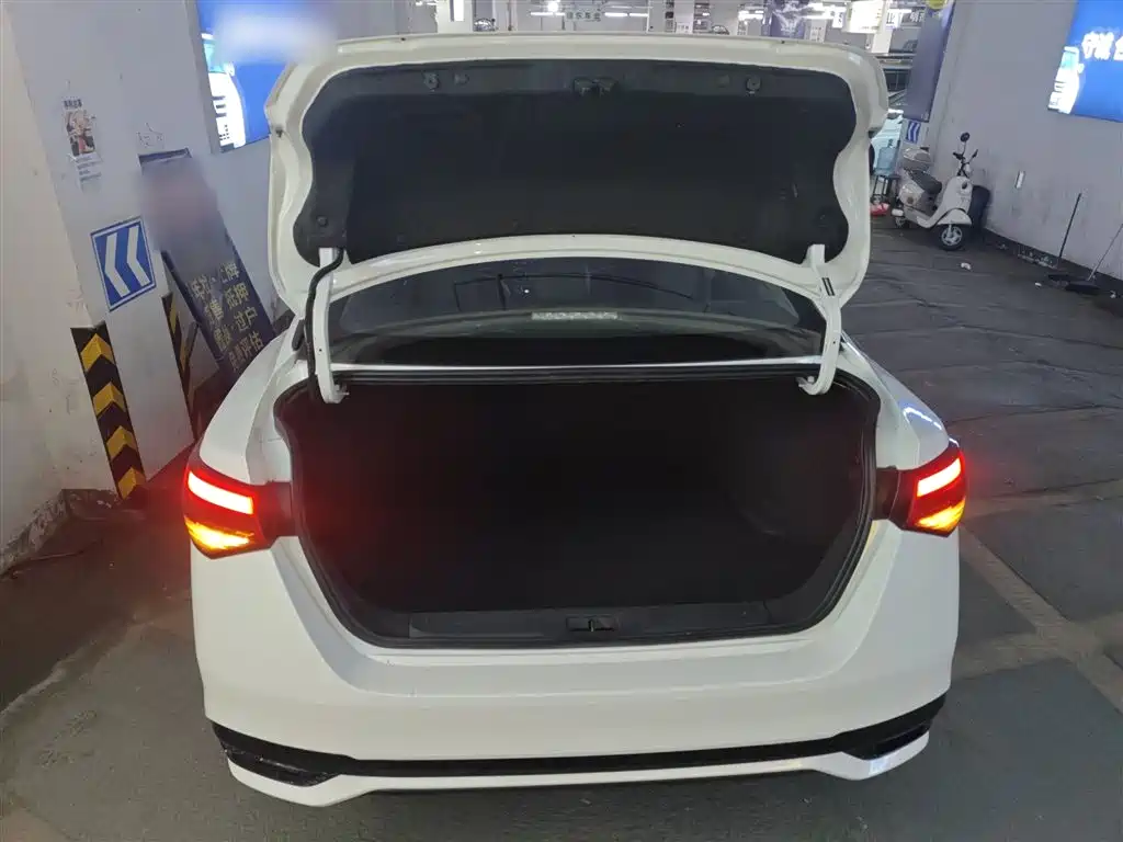 Nissan SYLPHY, миниатюра 19
