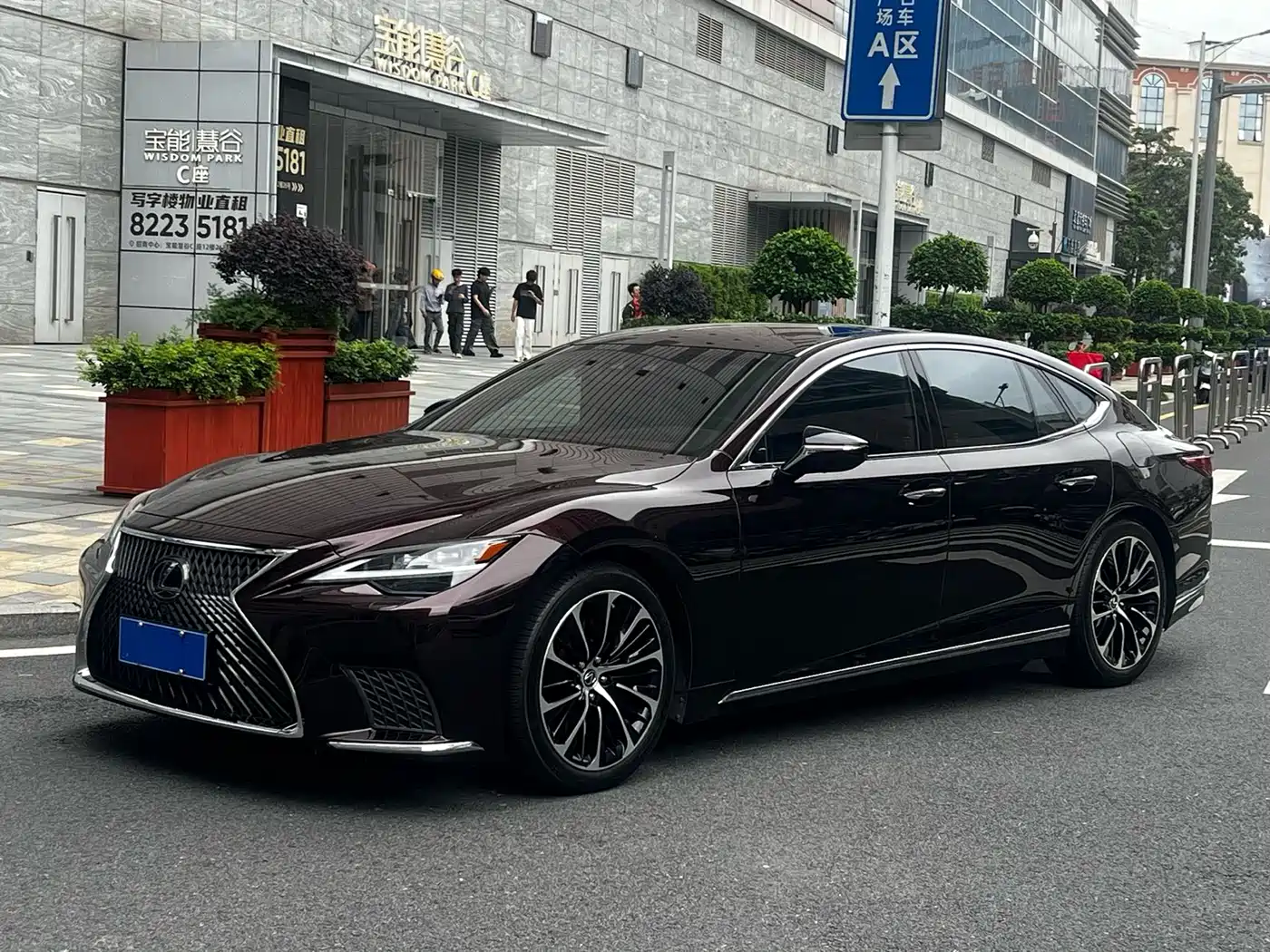 Lexus LS 2021 500h Executive Edition