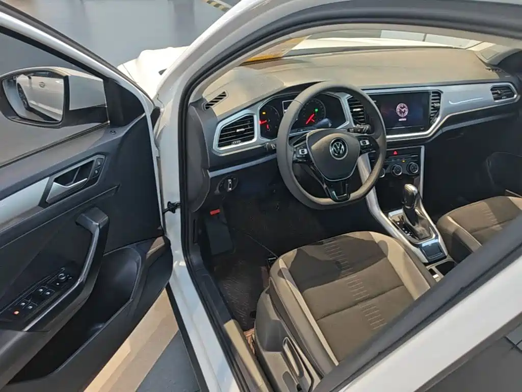Volkswagen T-Roc, миниатюра 16