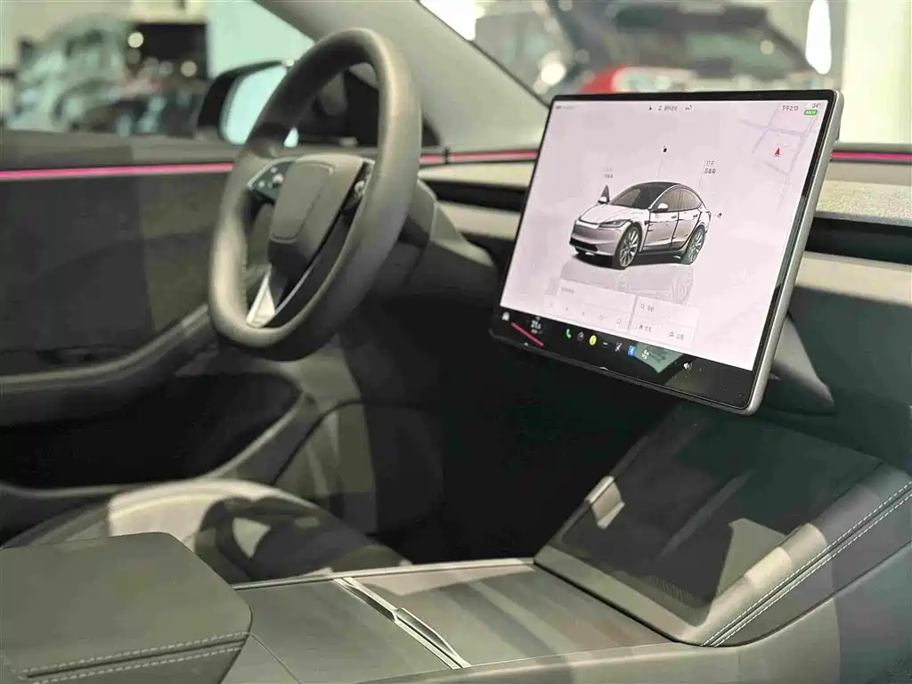 Tesla Model 3 2026 2025 Model Year Facelift Long Range All-Wheel Drive