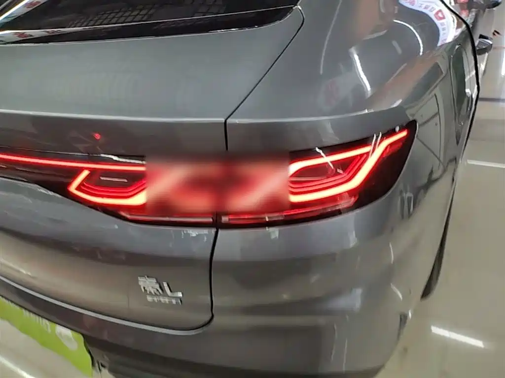 BYD Qin L 2025 DM-i Smart Drive Edition 80KM Leading фото 8