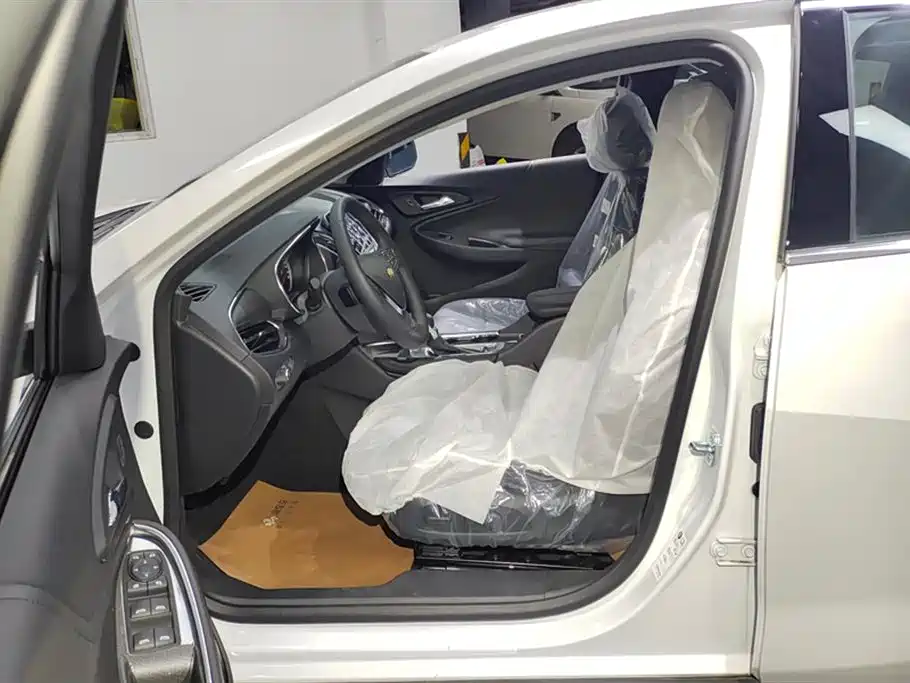 Chevrolet Malibu XL 2023 1.5T RS Edition фото 9