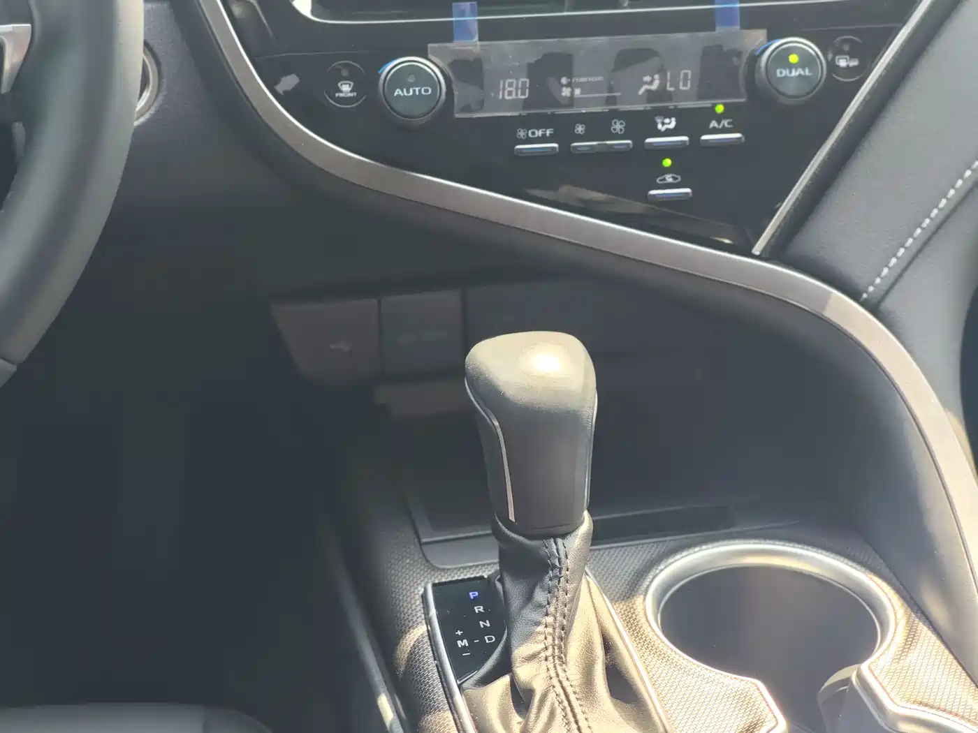 Toyota Camry 2021 2.0S Sporty Edition фото 21