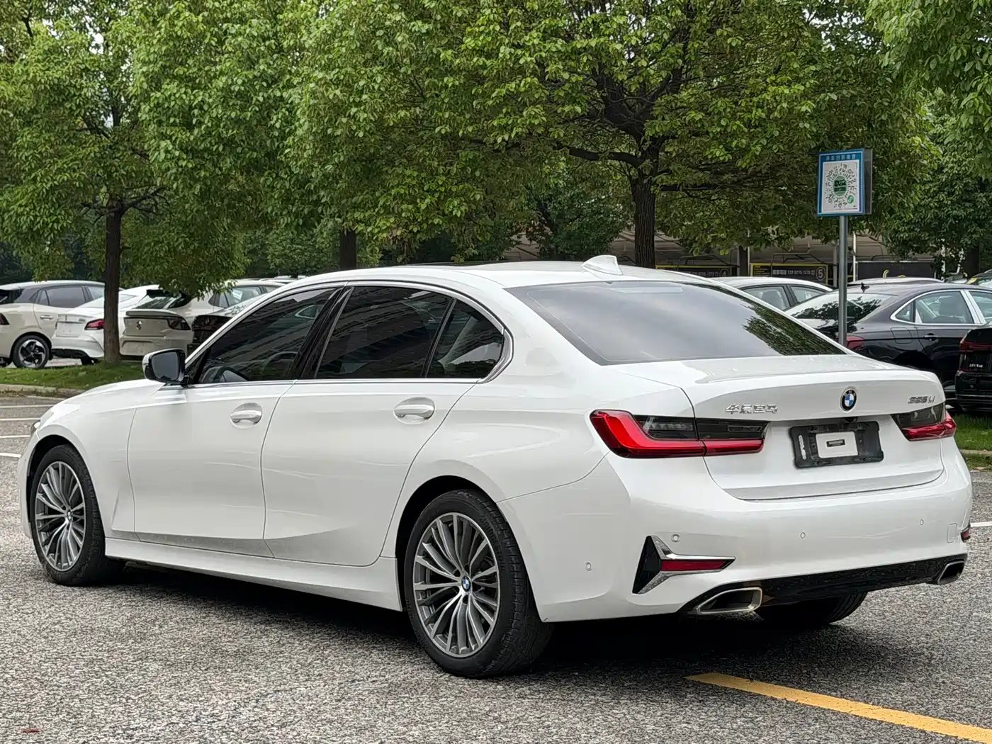 BMW 3 Series 2020 325Li Launch Edition фото 14