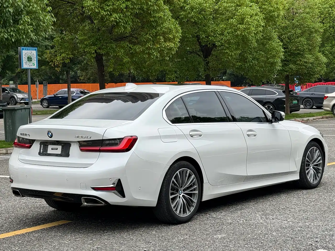 BMW 3 Series 2020 325Li Launch Edition фото 12