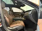 Фото 10 - Volvo S90