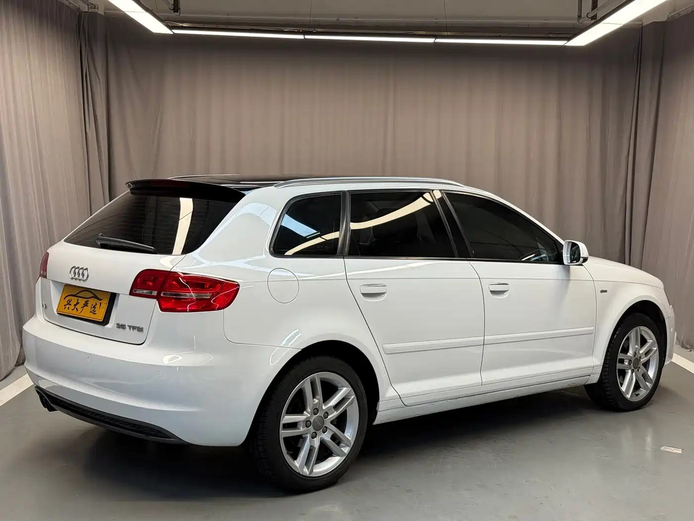 Audi A3 (Import) 2014 2013 Sportback 35 TFSI Luxury